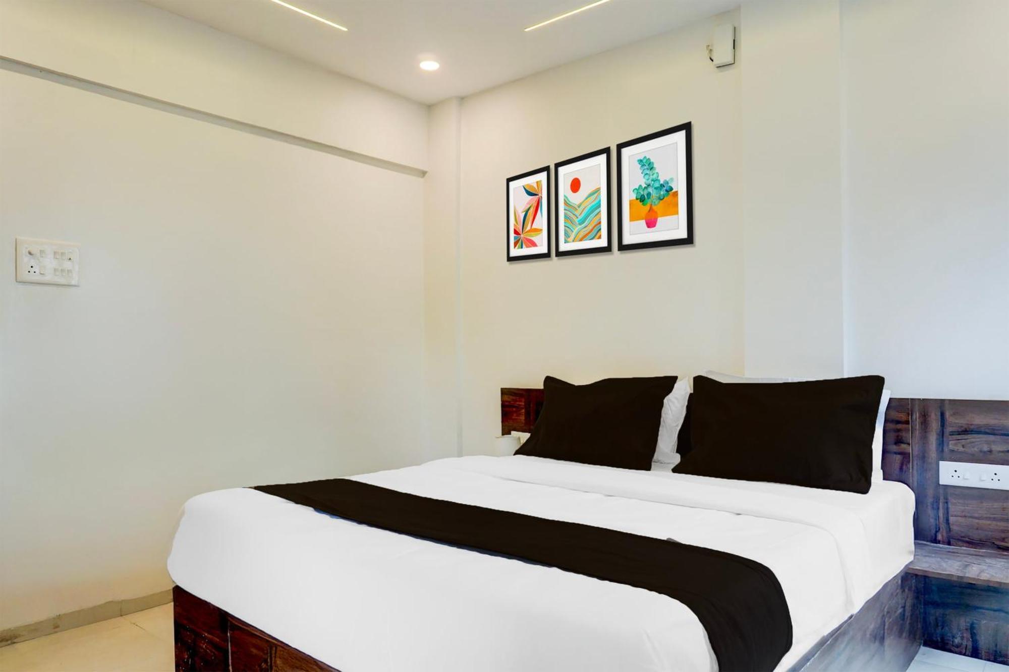Super Hotel O Laxman Nagar Baner Pune Esterno foto